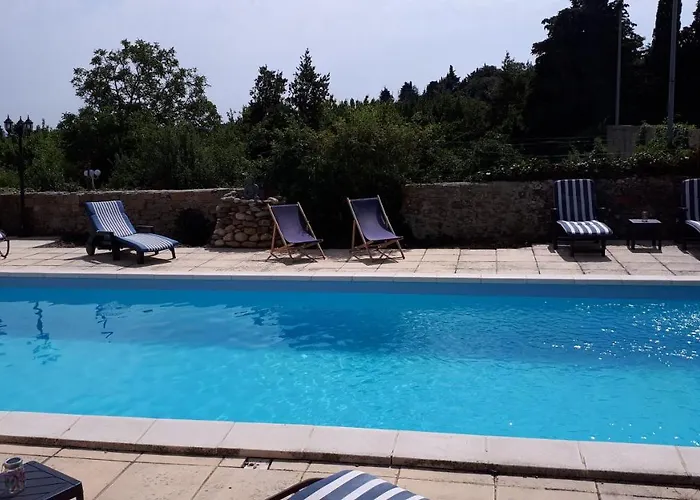 La Médéenne Bed and breakfast 3*